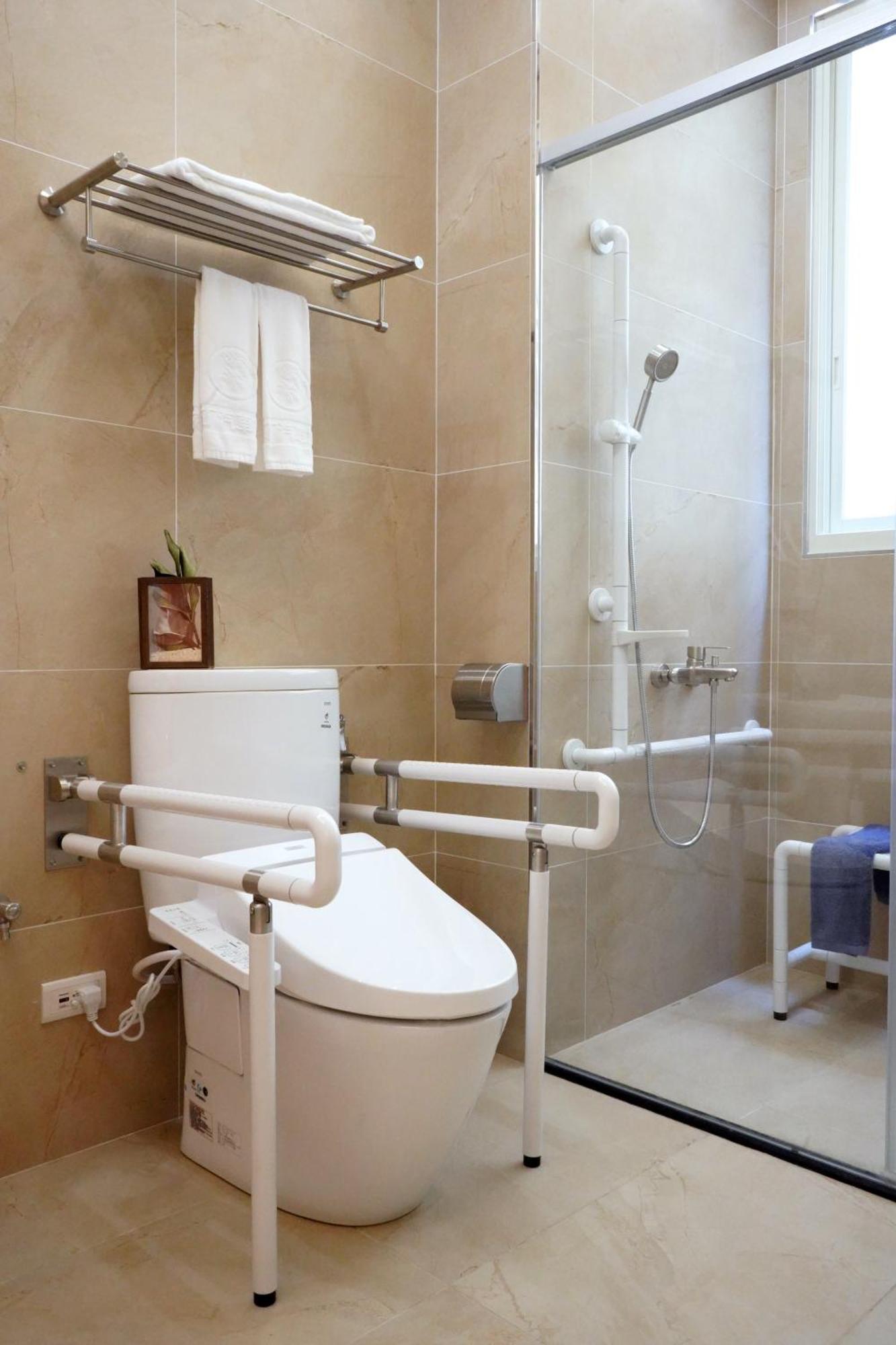 Little Piggy B&B Manzhou Luaran gambar